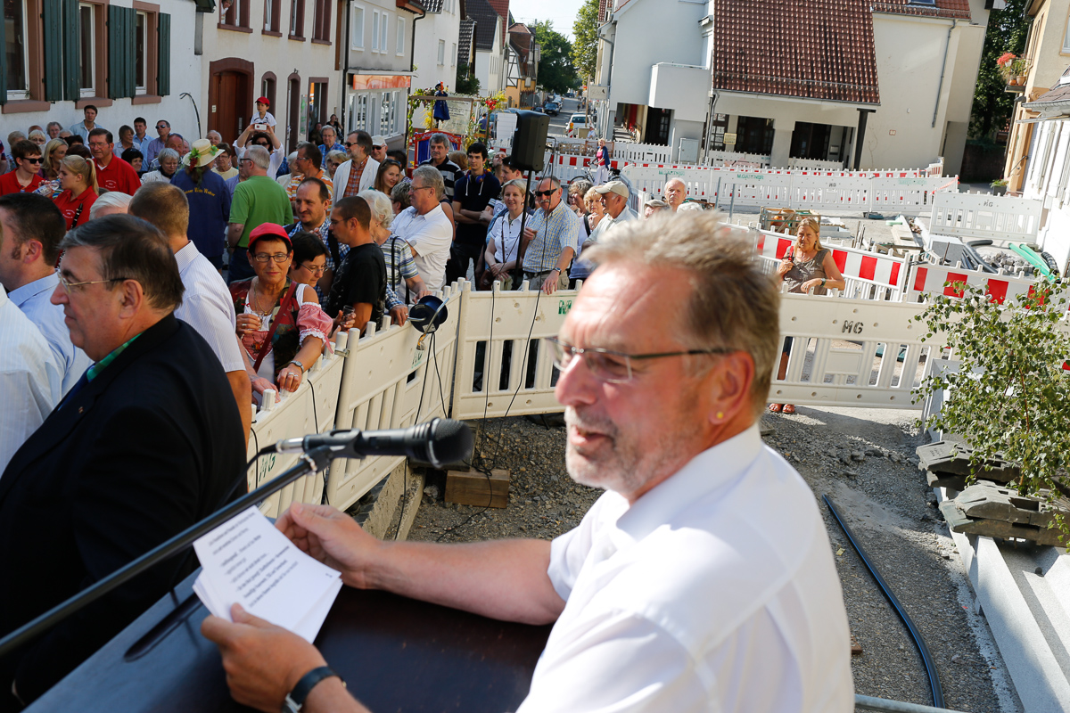 Hans-Jürgen Fuchs bei seiner Begrüßungsrede