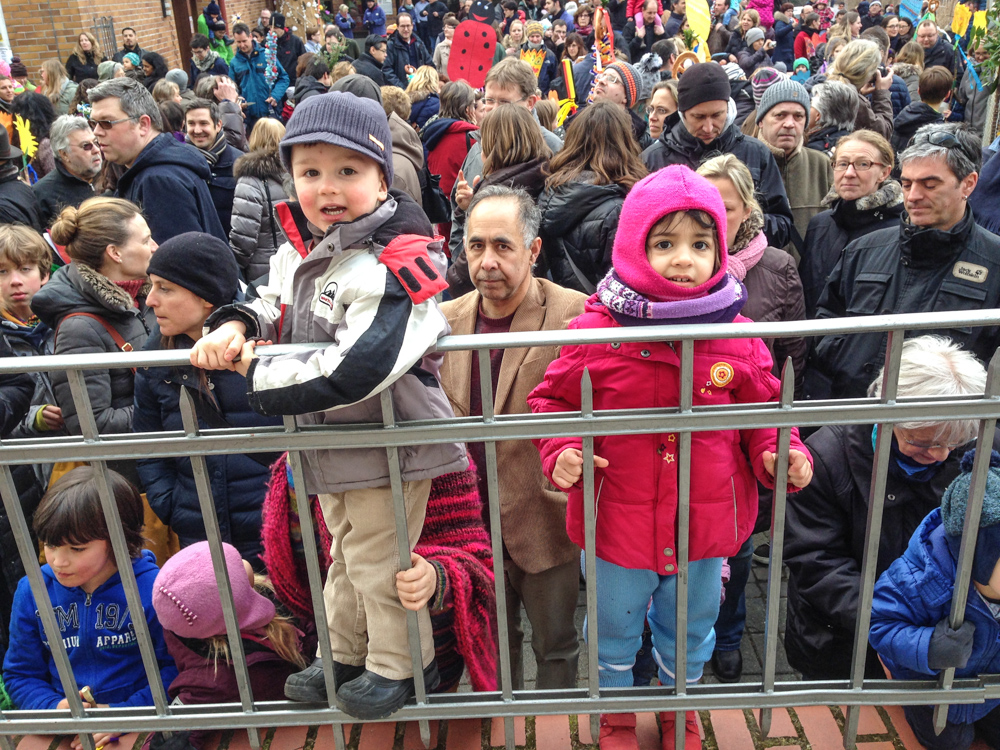 Auf dem Platz vor der Eichendorffschule