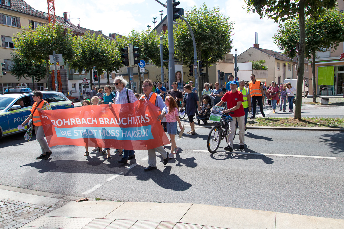 Die Demo quer Rohrbach Markt